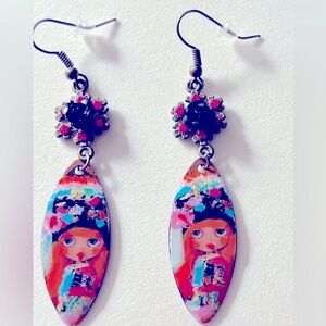 Earrings NWOT Artisan “Wide-eyed Ginger Lass” Copper enamel, tiny black flower